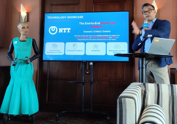 NTT Com Asia首席營收總監曾慶德