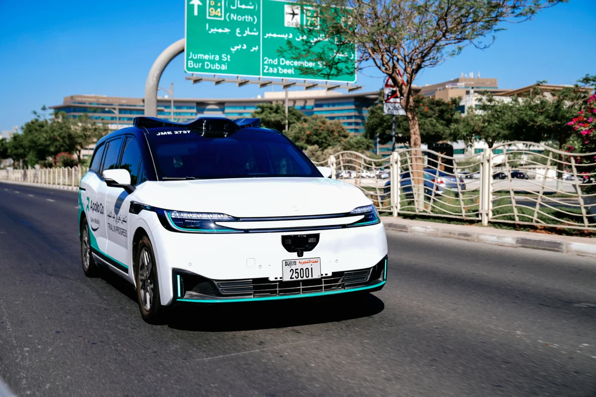 蘿蔔快跑已將50輛自動駕駛車輛投入迪拜指定區域的公開道路進行測試