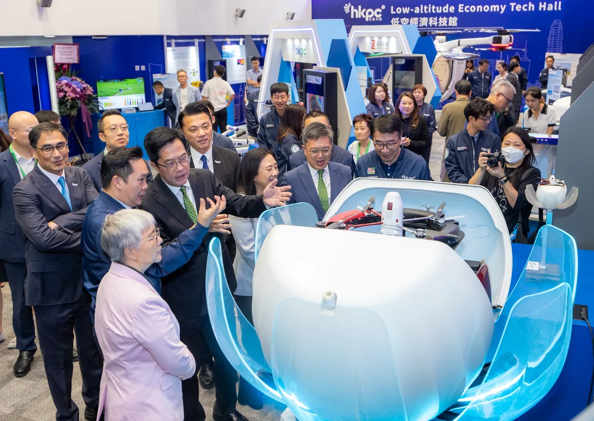 「低空經濟科技館」展示近20項來自本地及內地的尖端技術成果。