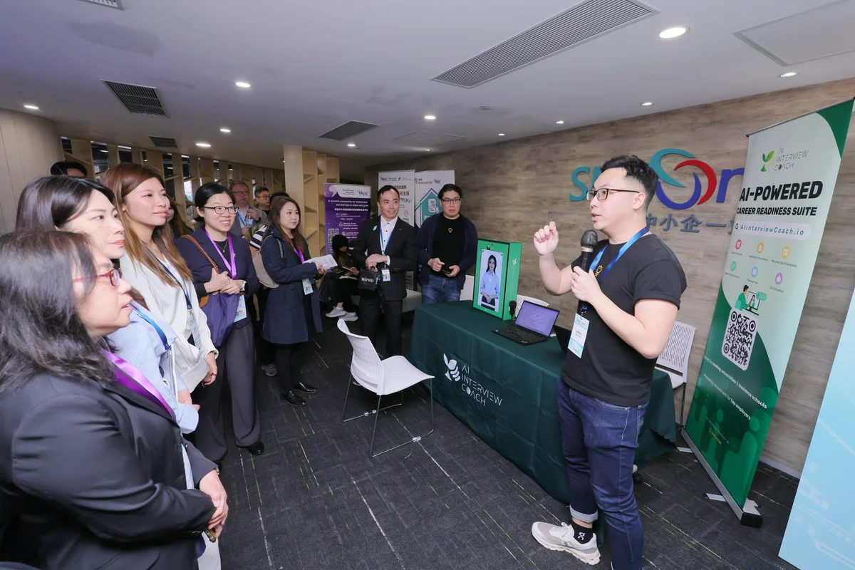 生產力局首席技術總監張梓昌博士於招聘會開幕典禮致辭，強調香港在新質生產力發展中的關鍵角色。